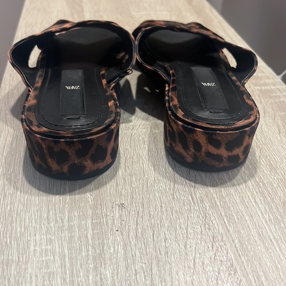 Zara leopard sandals - Picture 2 of 3